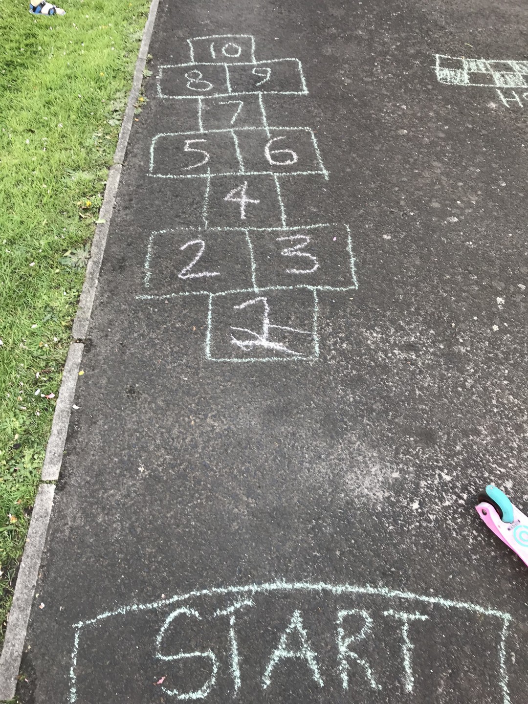 hopscotch-games-and-activities-five-minute-mum